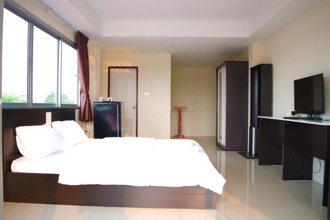 Nantharom Hotel And Restaurant Plaeng Yao Extérieur photo